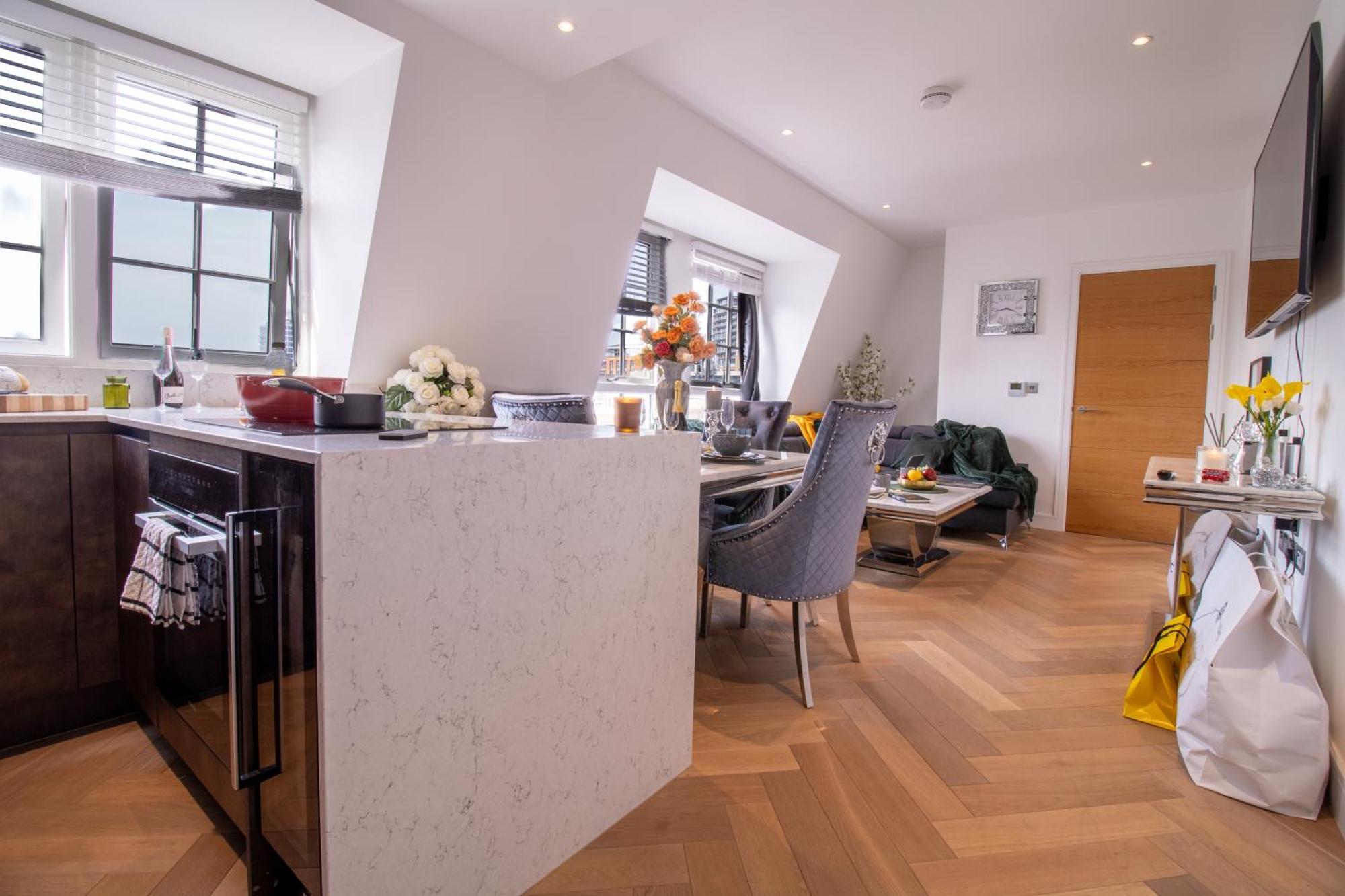 Luxurious 1-Bedroom Penthouse In Marble Arch 71 Londres Exterior foto